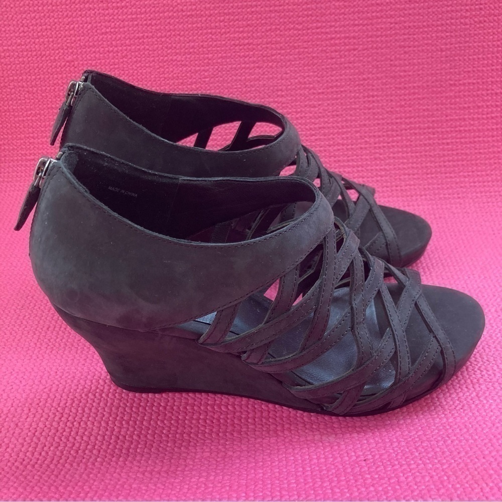Eileen Fisher Wedge  Women's Sz 7.5 Caged Lattice Back Zip Black Leather